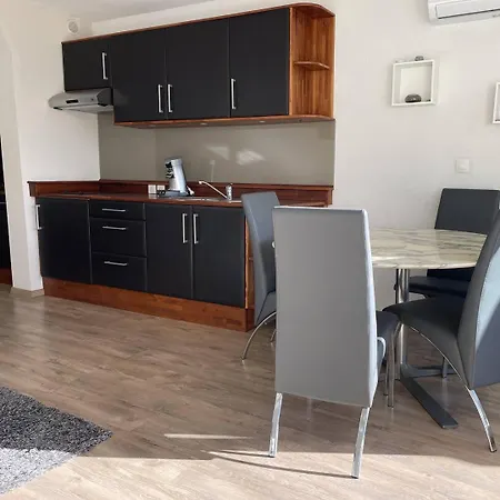 Graphik - Heliopolis C 74 - Luxe -by Agn - 2 Personnes * Agde