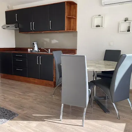 Daire Graphik - Heliopolis C 74 - Luxe - 2 Personnes Agde